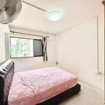 Room Sunshine